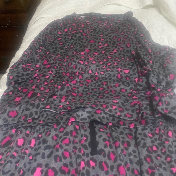 Simply Vera Vera Wang Pink and Gray Pajama Set - Picture 2 of 5